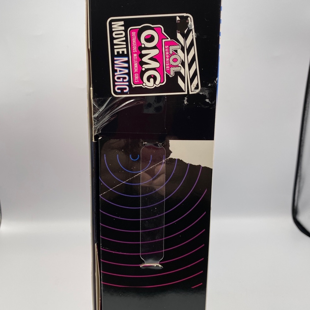 LOL Surprise OMG Movie Magic Spirit Queen Fashion Doll with 25 Surprises - Picture 7 of 11